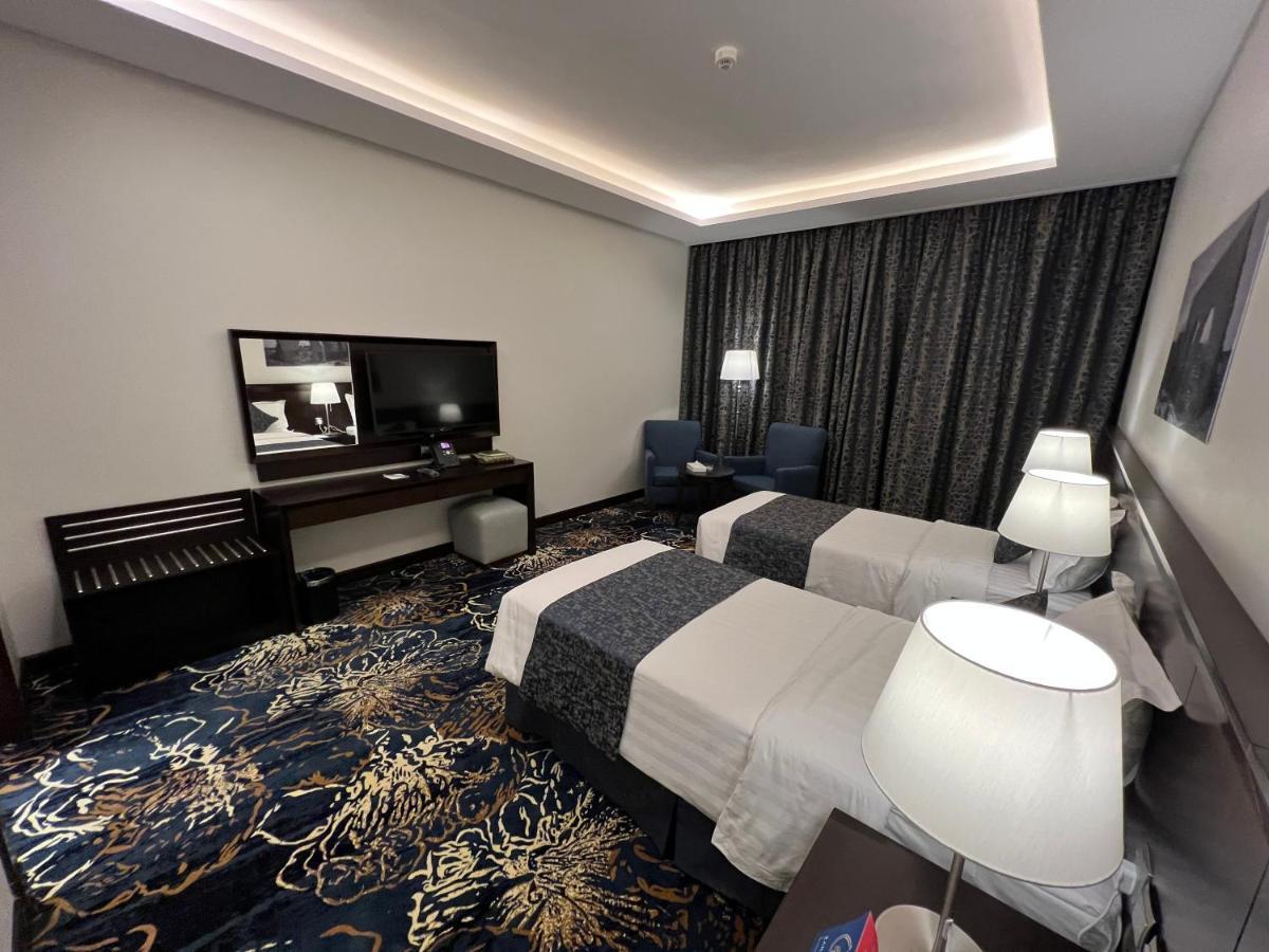 Zaha Taiba Hotel Медина Екстериор снимка